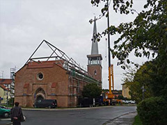 Die Cruciskirche bekommt endlich wieder ein Dach